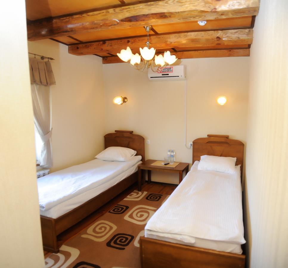 Bastion Motel Samostrely Exterior foto